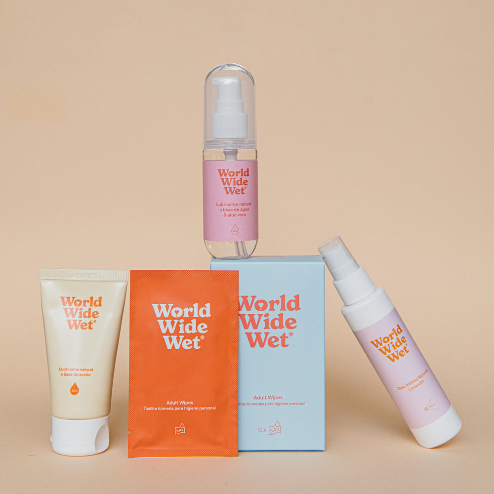 Kit Los Cuatro Fantásticos: dos lubricantes, spray y wipes