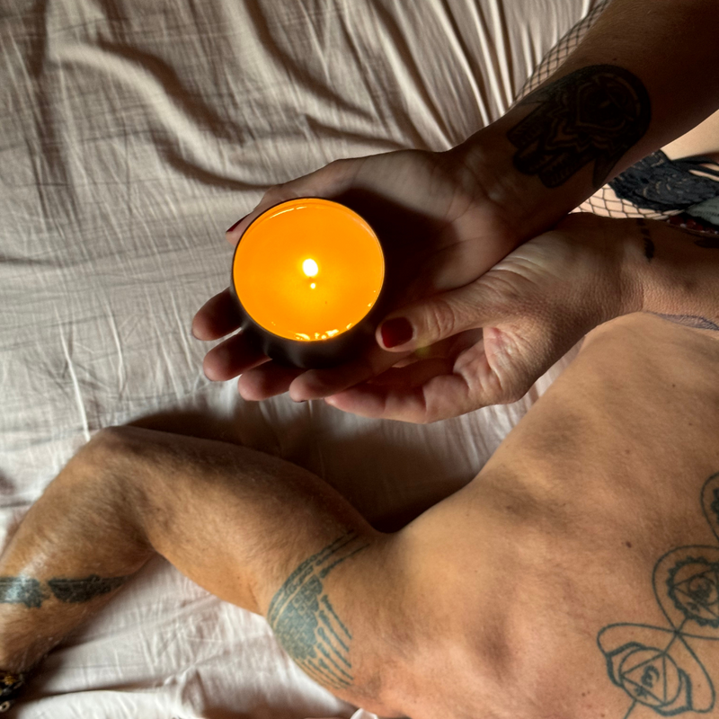 Vela de masaje encendida